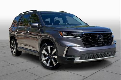 2023 Honda Pilot Touring 8-Passenger