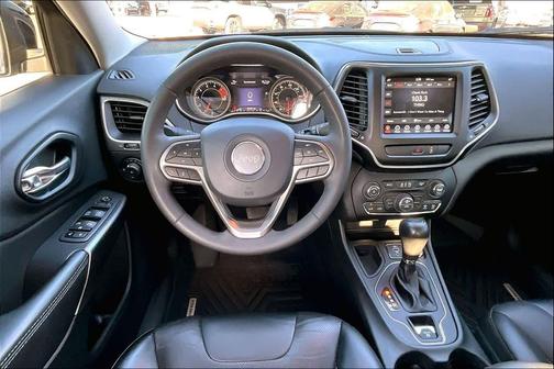 2022 Jeep Cherokee Latitude Lux