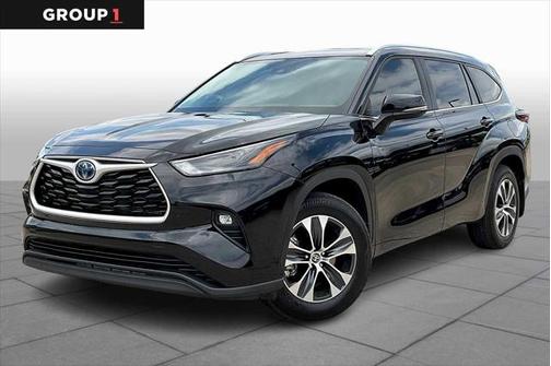 2024 Toyota Highlander Hybrid XLE