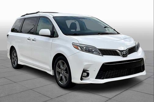 2018 Toyota Sienna SE