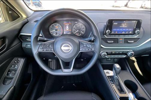 2024 Nissan Altima S FWD