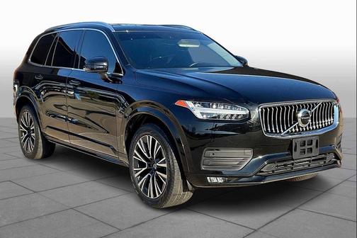 2022 Volvo XC90 T5 Momentum
