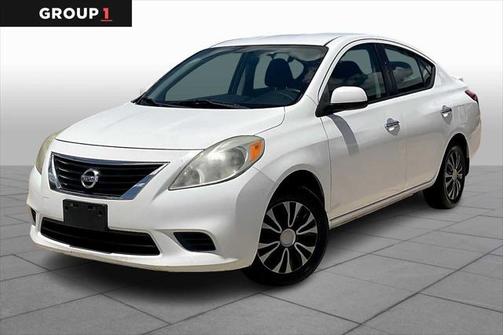 2013 Nissan Versa 1.6 S