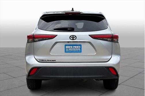2022 Toyota Highlander L