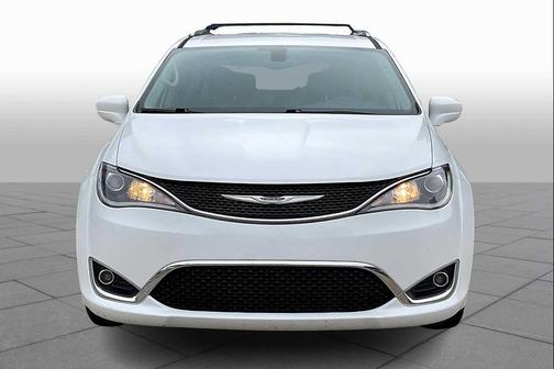 2018 Chrysler Pacifica Touring-L