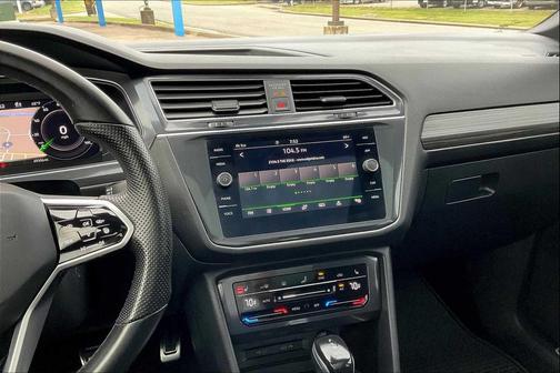 2023 Volkswagen Tiguan 2.0T SEL R-Line 4MOTION