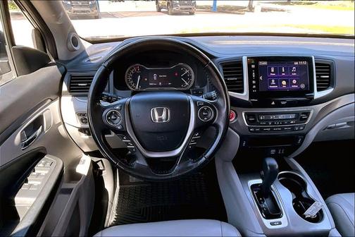 Modern Steel Metallic 2016 Honda Pilot EX-L