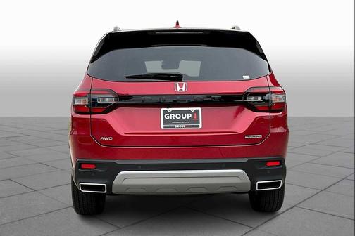 2025 Honda Pilot Touring 8-Passenger