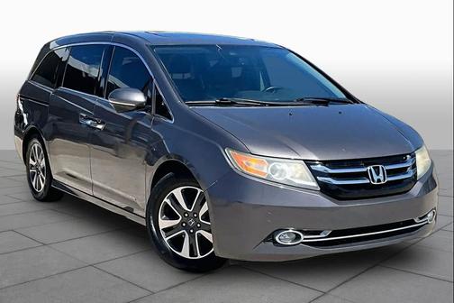 Modern Steel Metallic 2015 Honda Odyssey Touring