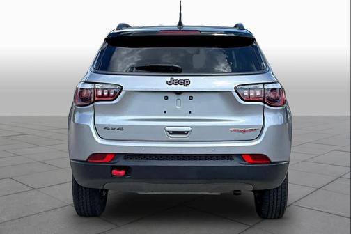 Billet Silver Metallic Clearcoat 2018 Jeep Compass Trailhawk
