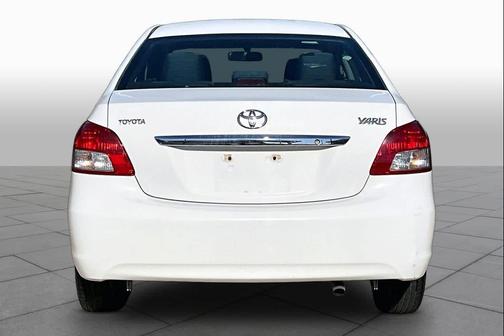 Polar White 2011 Toyota Yaris Base