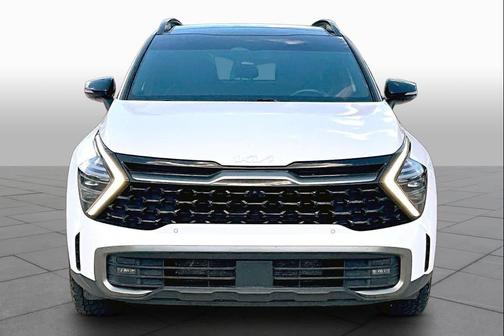 Glacier White Pearl/Ebony Black Roof 2024 Kia Sportage S