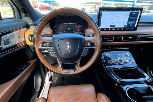 2023 Lincoln Nautilus Black Label