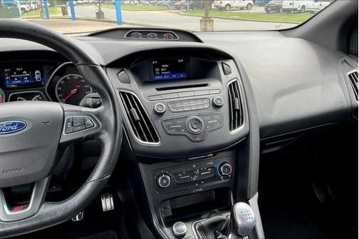 2016 Ford Focus ST