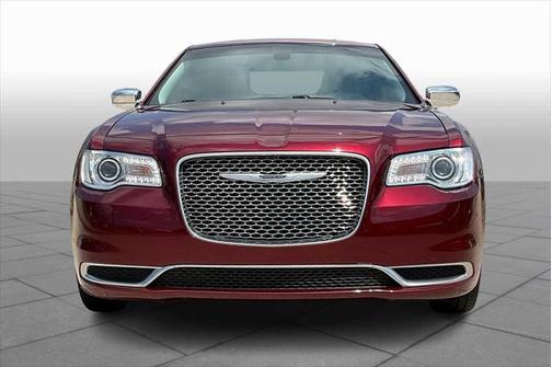 2019 Chrysler 300 Touring