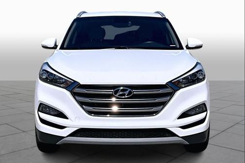 Dazzling White 2018 Hyundai TUCSON Limited