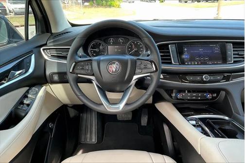 2023 Buick Enclave Essence FWD