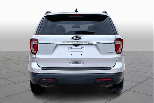 2018 Ford Explorer Base