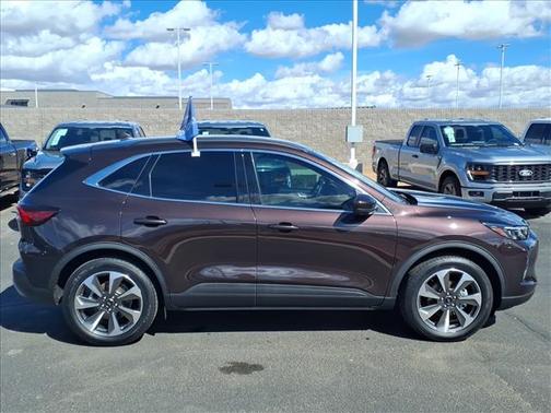 2023 Ford Escape Platinum