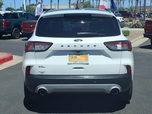 Star White 2022 Ford Escape SEL