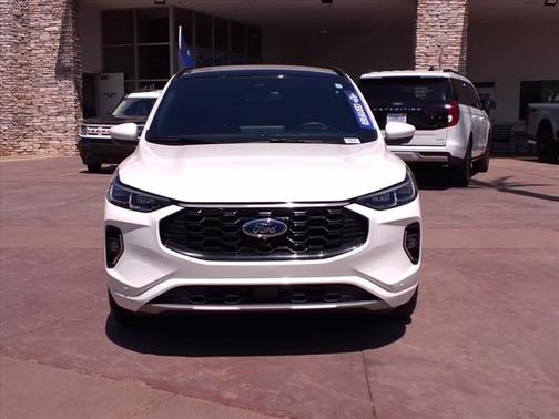 2023 Ford Escape ST-Line Elite