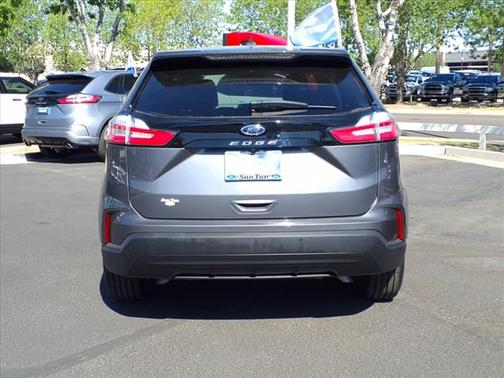 2021 Ford Edge SE
