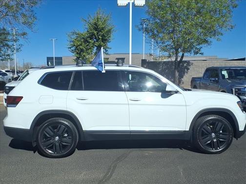 2018 Volkswagen Atlas 3.6L SEL Premium