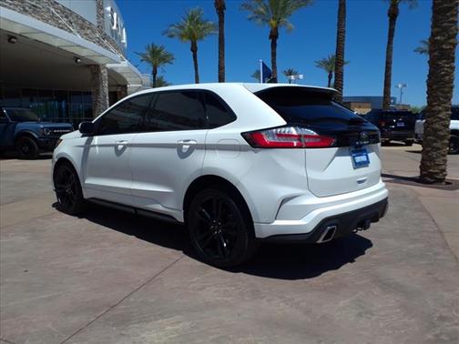 2022 Ford Edge ST