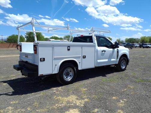 2025 Ford F-250 XL