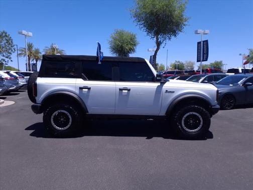 2022 Ford Bronco Badlands Advanced