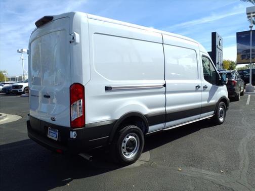 2022 Ford Transit-250