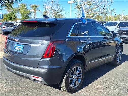 2022 Cadillac XT5 Premium Luxury