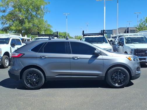 Carbonized Gray Metallic 2024 Ford Edge SEL