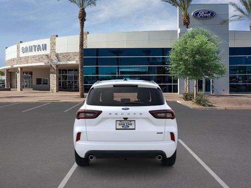 2026 Ford Escape ST-Line Elite