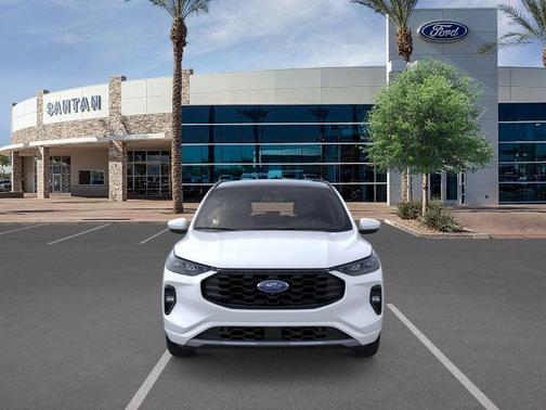 2026 Ford Escape ST-Line Elite
