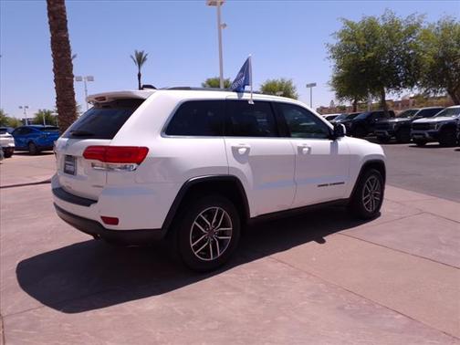 2019 Jeep Grand Cherokee Laredo E