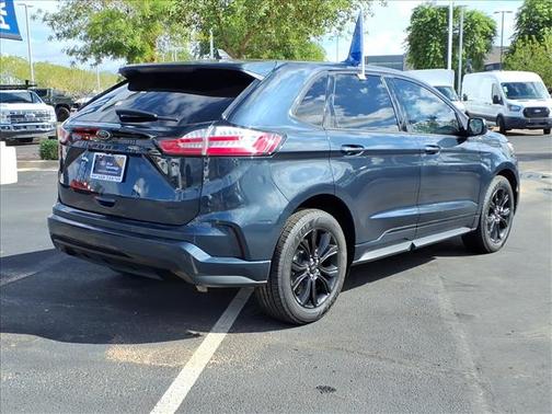 2023 Ford Edge SE