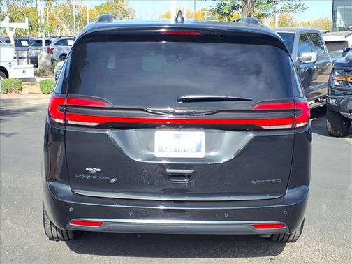 2022 Chrysler Pacifica Limited