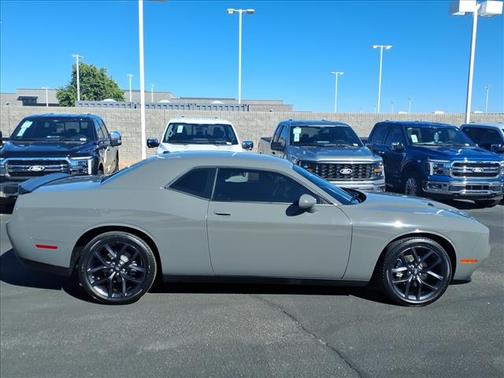 2023 Dodge Challenger SXT