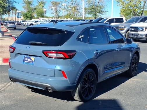 2023 Ford Escape ST-Line Elite