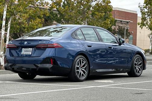 2026 BMW i5 eDrive40