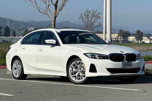 2025 BMW 330 i