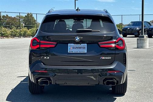2024 BMW X3 M40i