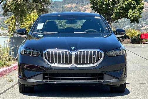 2026 BMW i5 eDrive40