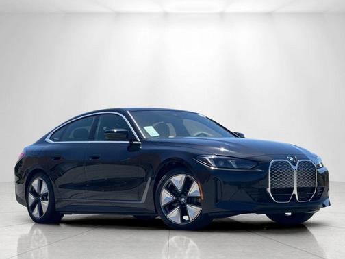 Black Sapphire Metallic 2026 BMW i4 Gran Coupe eDrive40