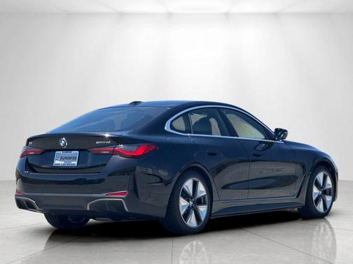 Black Sapphire Metallic 2026 BMW i4 Gran Coupe eDrive40