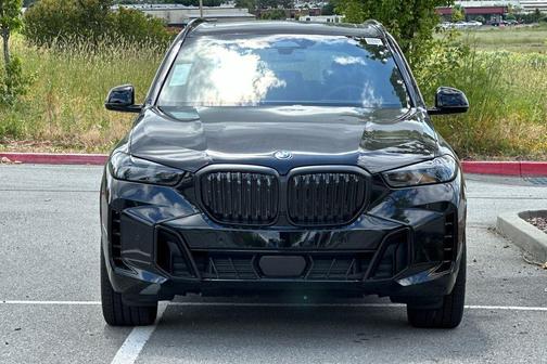 Black Sapphire Metallic 2026 BMW X5 PHEV xDrive50e