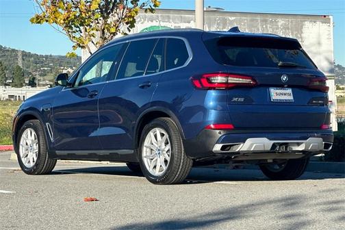 2022 BMW X5 PHEV xDrive45e