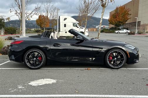 2023 BMW Z4 M40i
