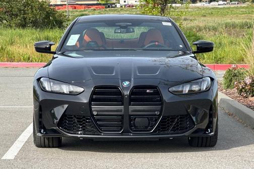 Black Sapphire Metallic 2026 BMW M4 Competition